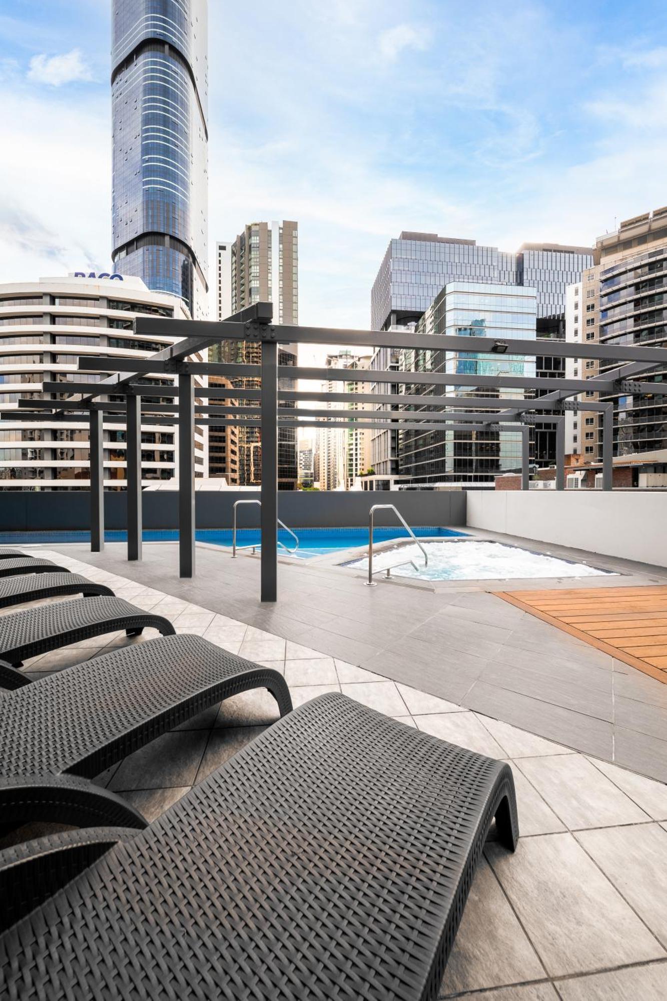 Oaks Brisbane On Felix Suites Bagian luar foto
