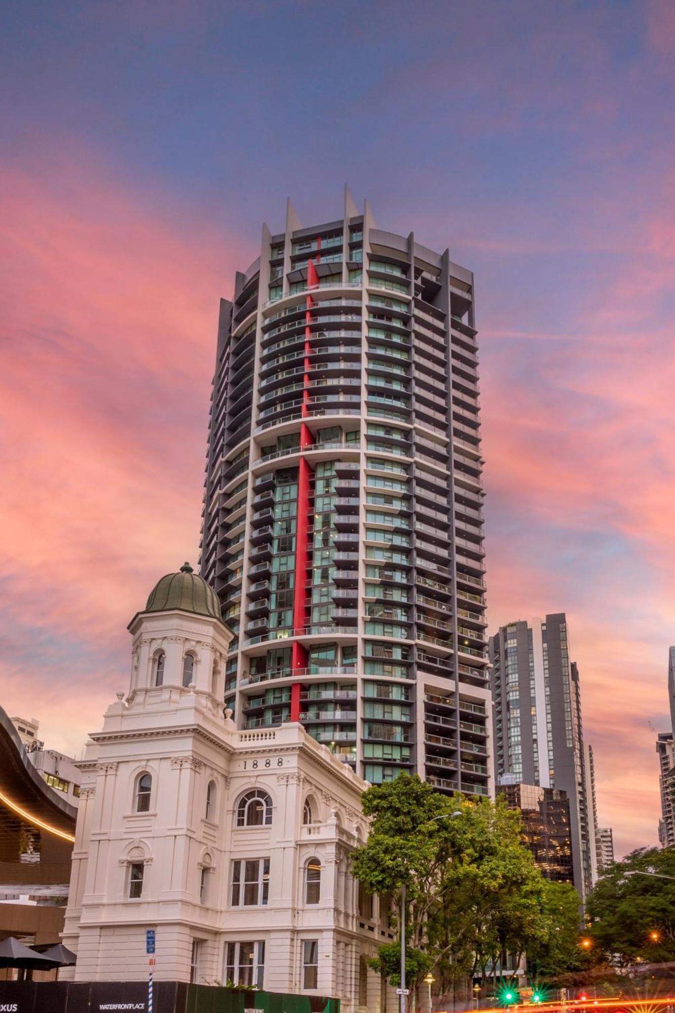 Oaks Brisbane On Felix Suites Bagian luar foto